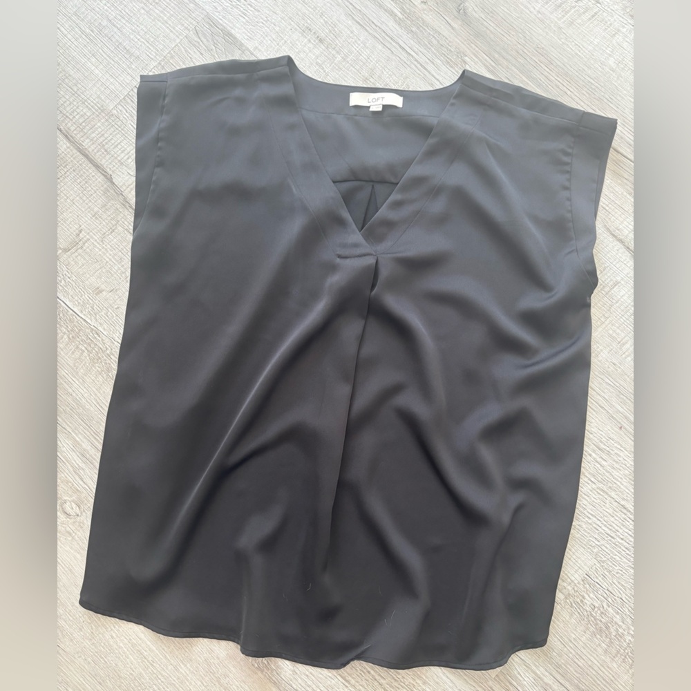 Ann Taylor Loft Black Silky Sleeveless Blouse